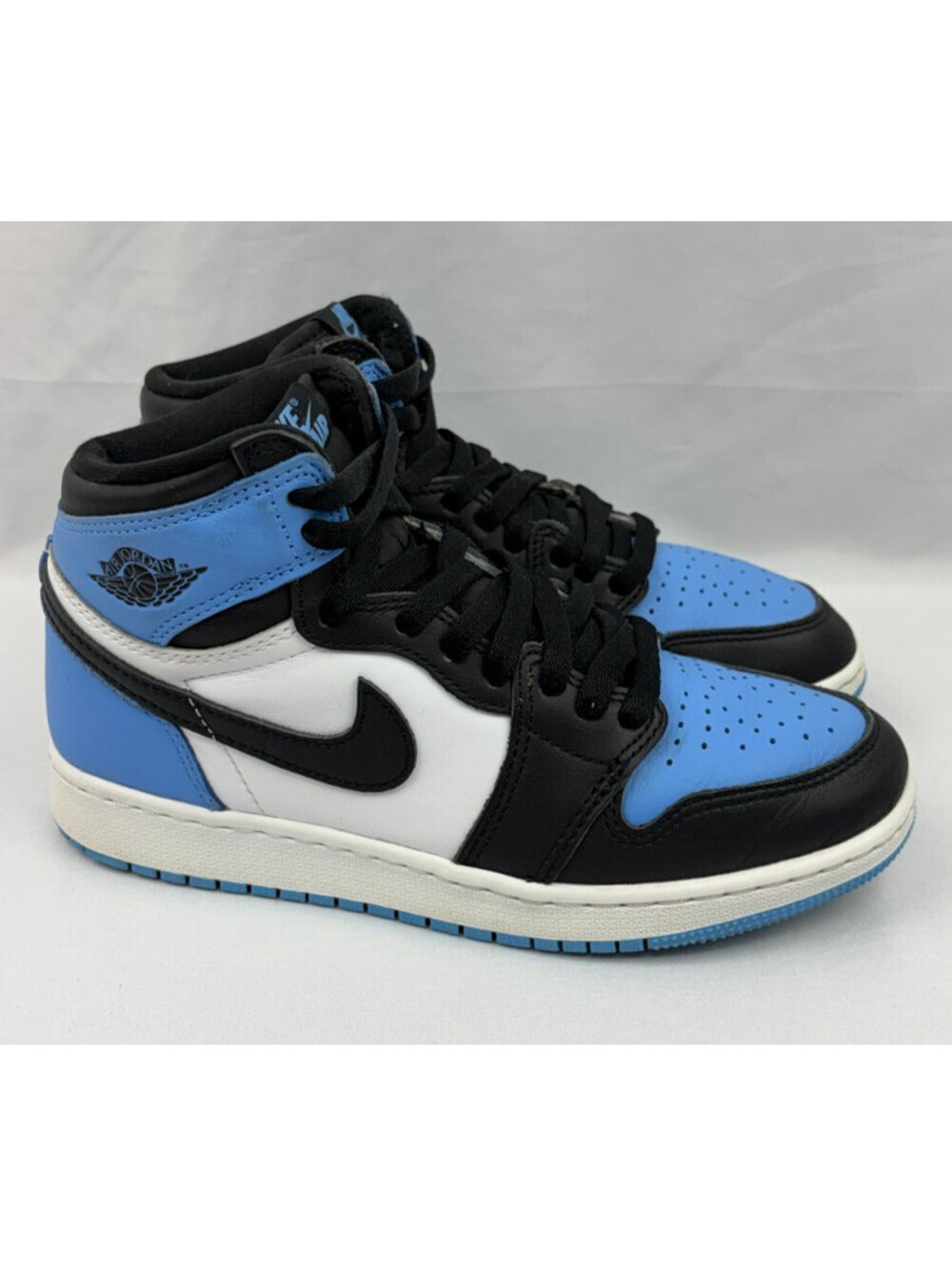 Jordan Air Jordan 1 Retro High Unc Toe Blue Size 5.5Y FD1437-400